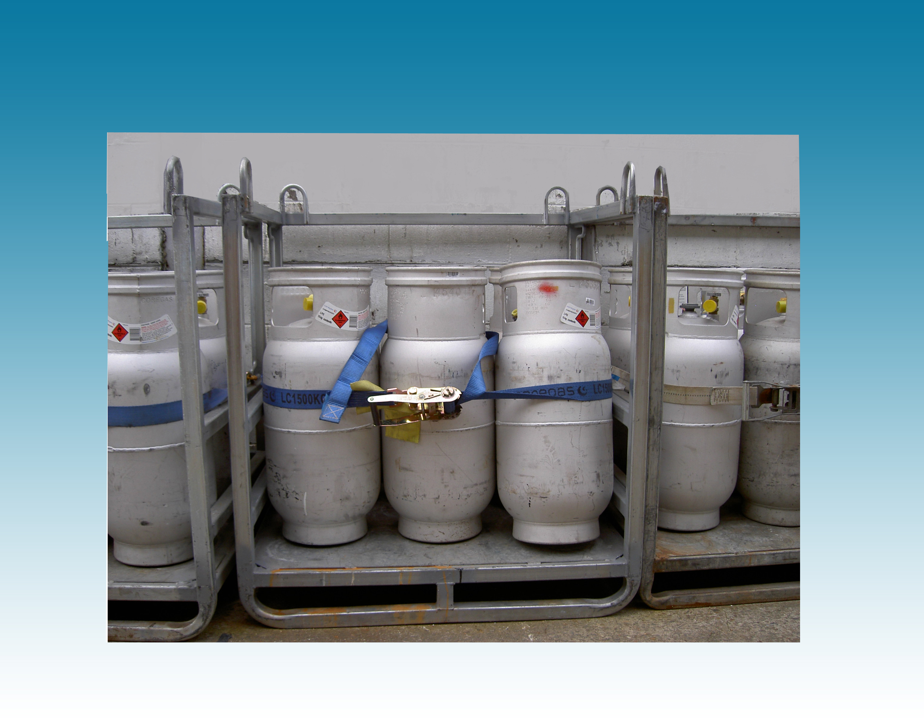 Forklift LPG Size: 15kg/30ltr (Gas Extra)